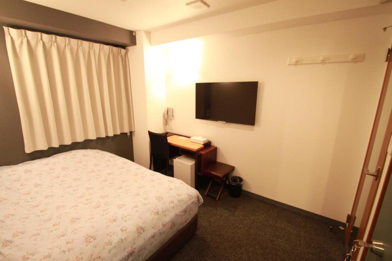 Toyama Town Hotel Екстериор снимка