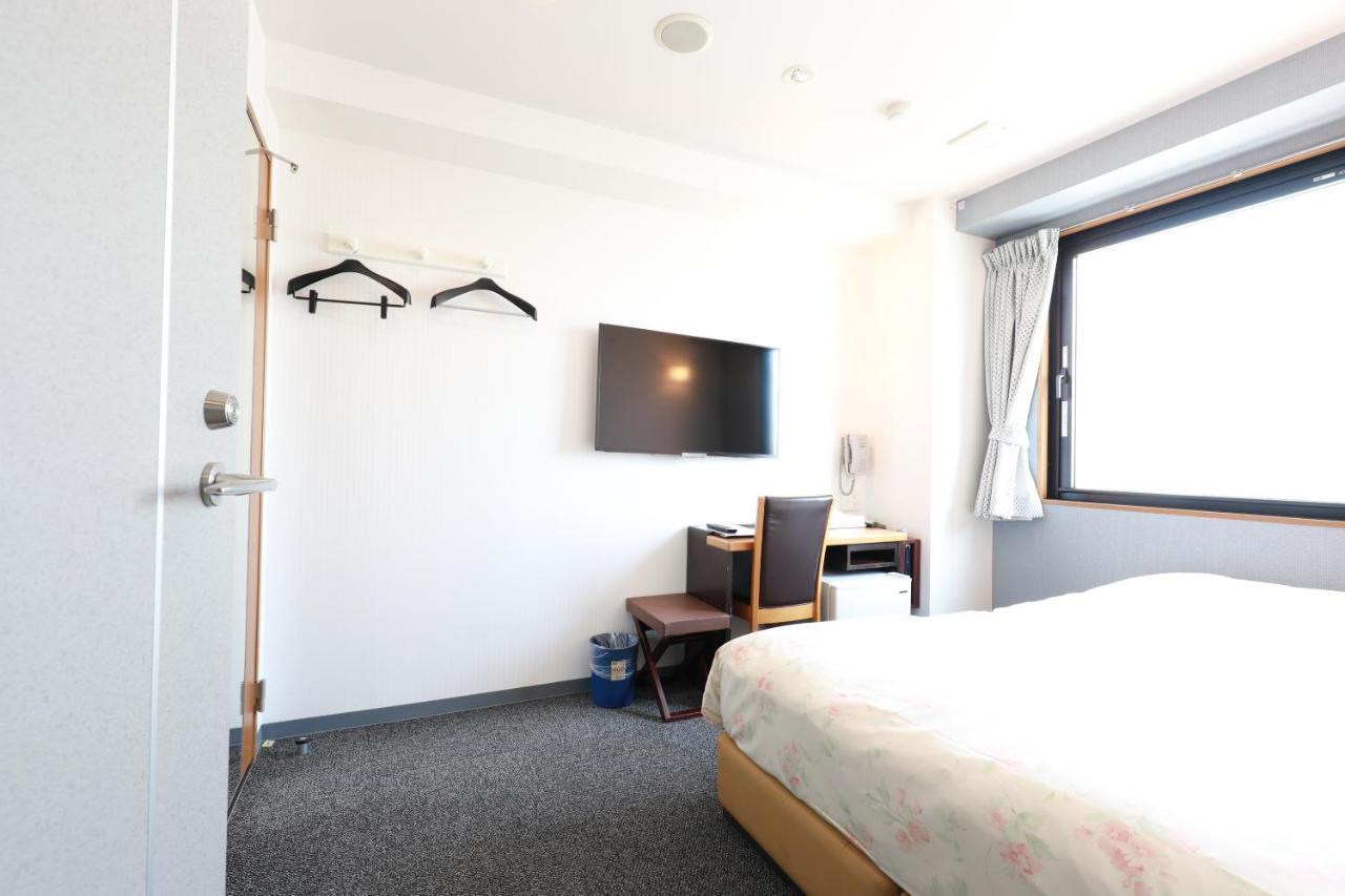 Toyama Town Hotel Екстериор снимка